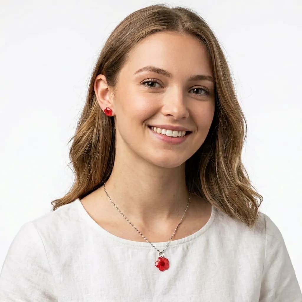 Epoxy Necklace Workshop — workshop photo 1